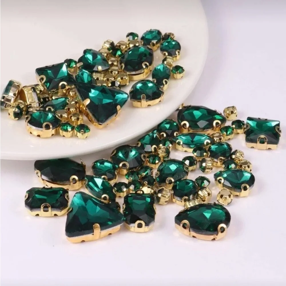 Decorative Emerald Green Rhinestones in Gold DIY Sewing Crafts New 130 pieces